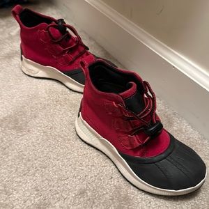 Sorel size 1 boys waterproof boots.